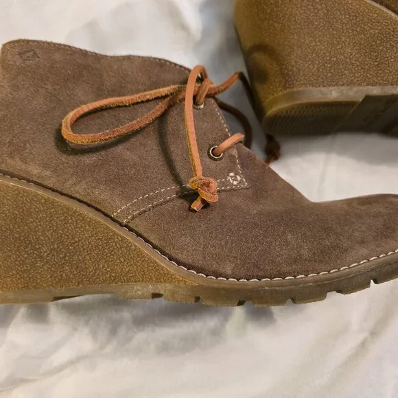 Sperry Top Sider Women's Celeste Prow Suede Bootie Taupe Tan Leather 8.5M. - Picture 5 of 14